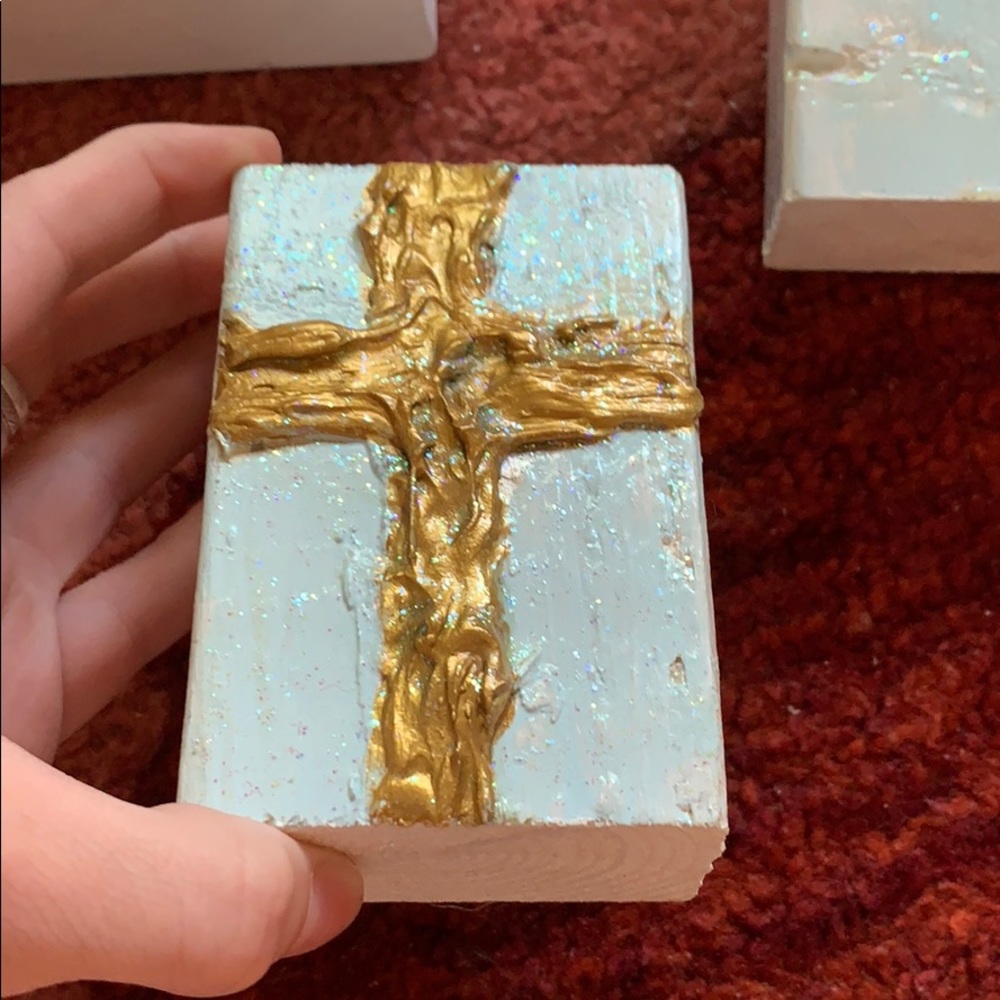 Cross Art Gold Leaf Wood - Picture 4 of 4